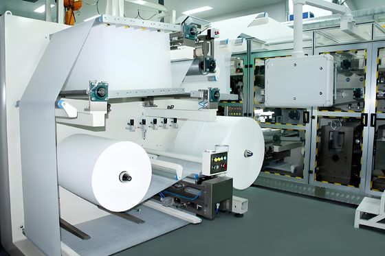 Linha de produção de urina sem umidade de alta velocidade Equipamento antiumidade urinária de alta eficiência para fraldas