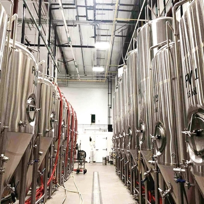 Linha de produção serviço da cerveja da garantia do equipamento da fermentação da cerveja