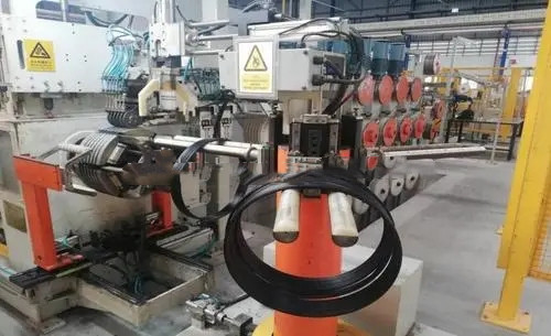 Linha de produção de alta velocidade do pneu de borracha da empresa de ZX 	fabricação das indústrias