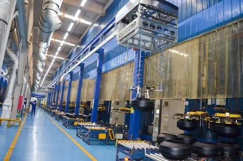 Linha de produção do pneu de borracha da empresa de ZX, ensurance da qualidade do equipamento do pneu